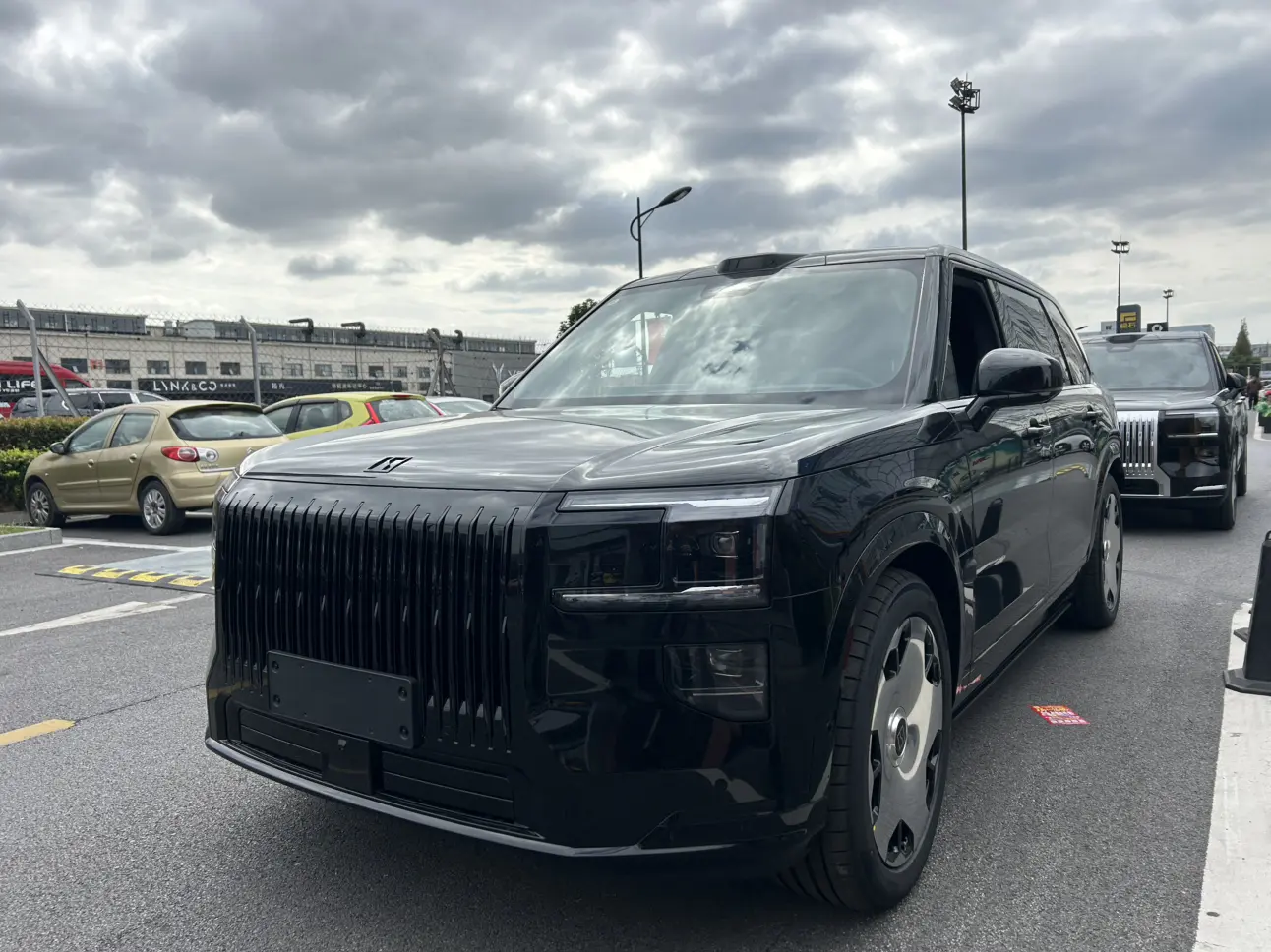 ZEEKR 9X 2025 Ultra Edition